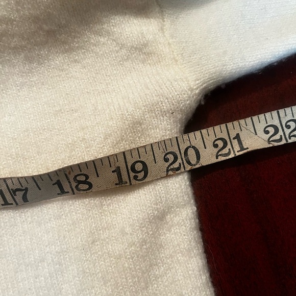 Michael Michael Kors Sz S Cream Turtleneck Logo Swester Gold Signature Buttons - Picture 7 of 8